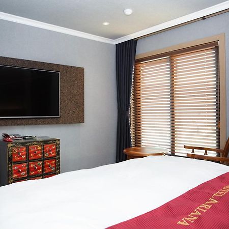 Ariana Hotel Tegu Kültér fotó