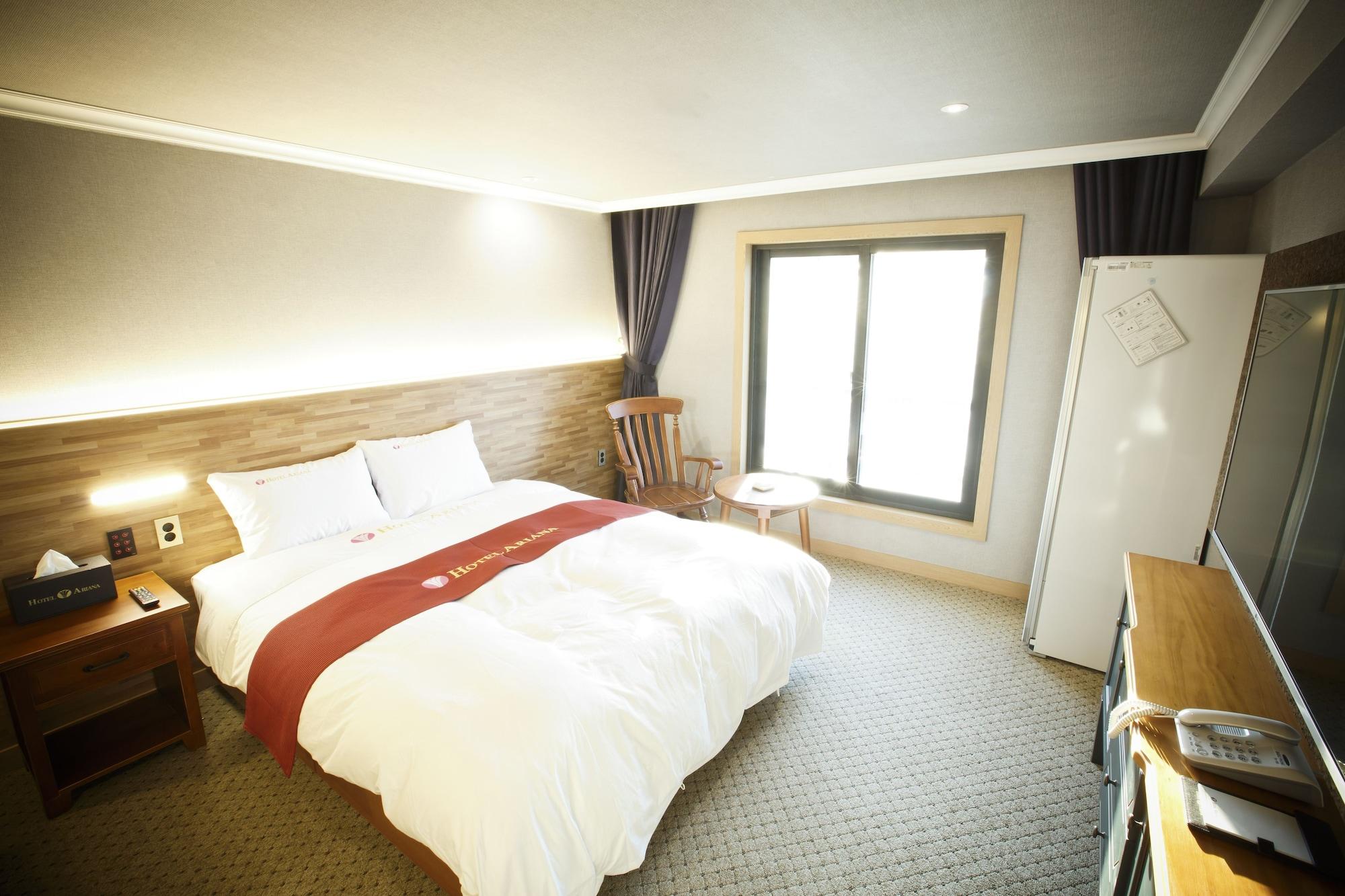 Ariana Hotel Tegu Kültér fotó