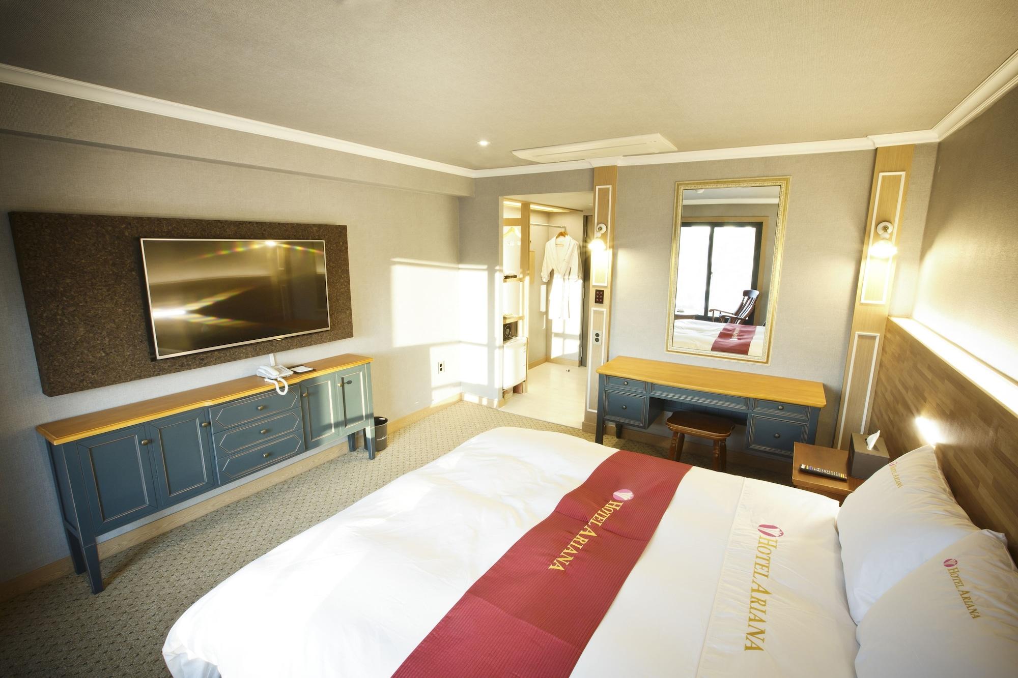 Ariana Hotel Tegu Kültér fotó