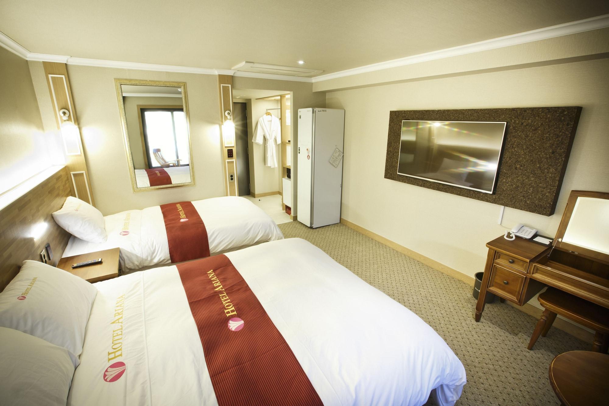 Ariana Hotel Tegu Kültér fotó