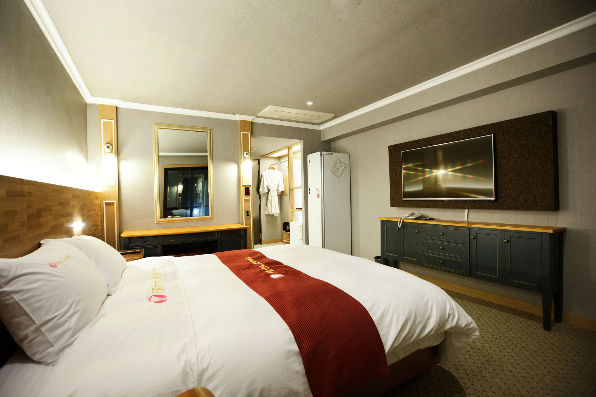 Ariana Hotel Tegu Kültér fotó